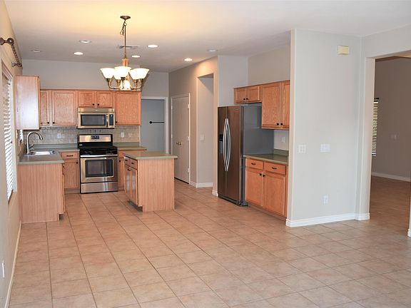 5th image of 40909 N Columbia Trl