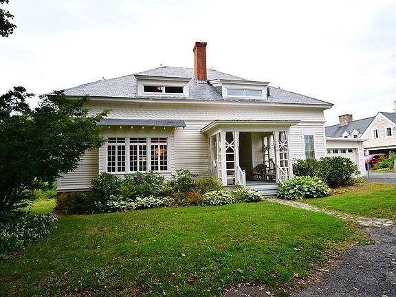 2nd image of 20 Lakewood Ter