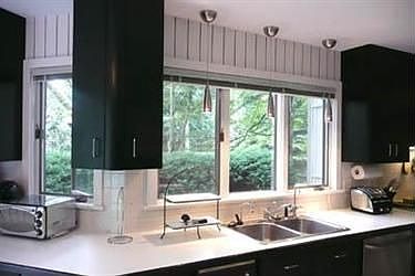 5th image of 5585 Kingwood