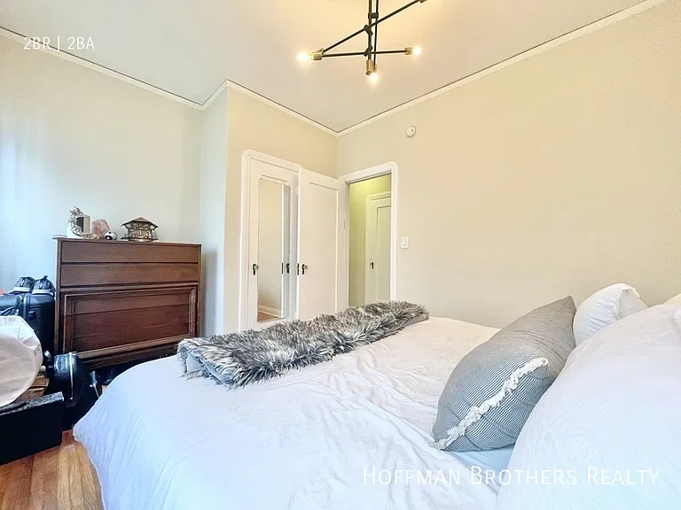 606 N Spaulding Ave #1/2 — Photo 11