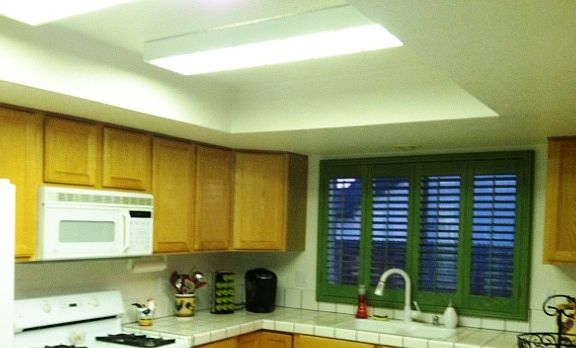 4th image of 310 Moonbeam Dr