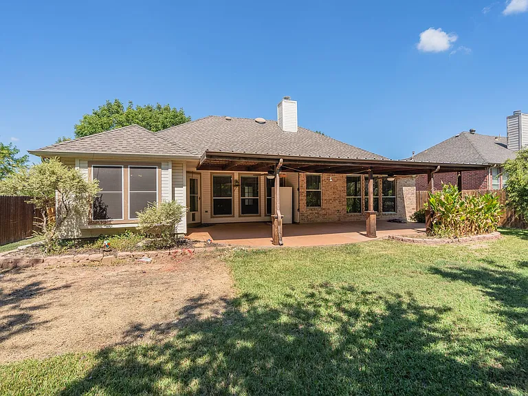1001 Porter Pl — Photo 30