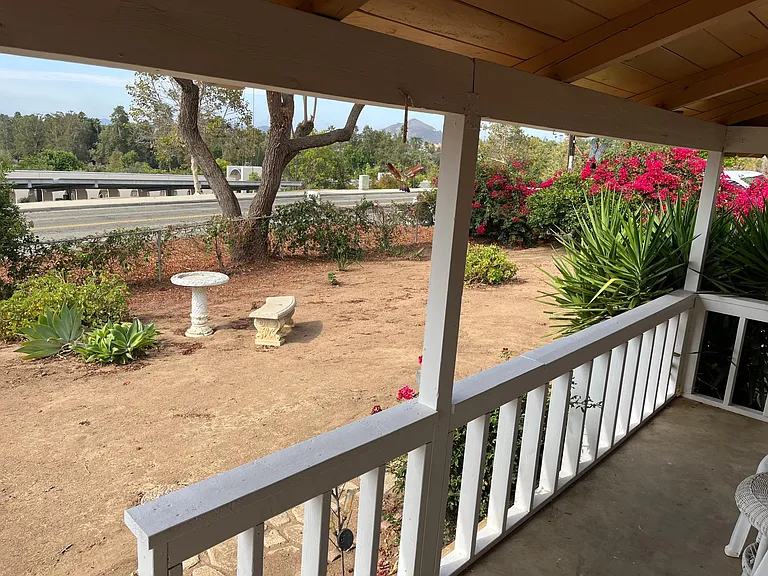 3130 Las Palmas Ave — Photo 6