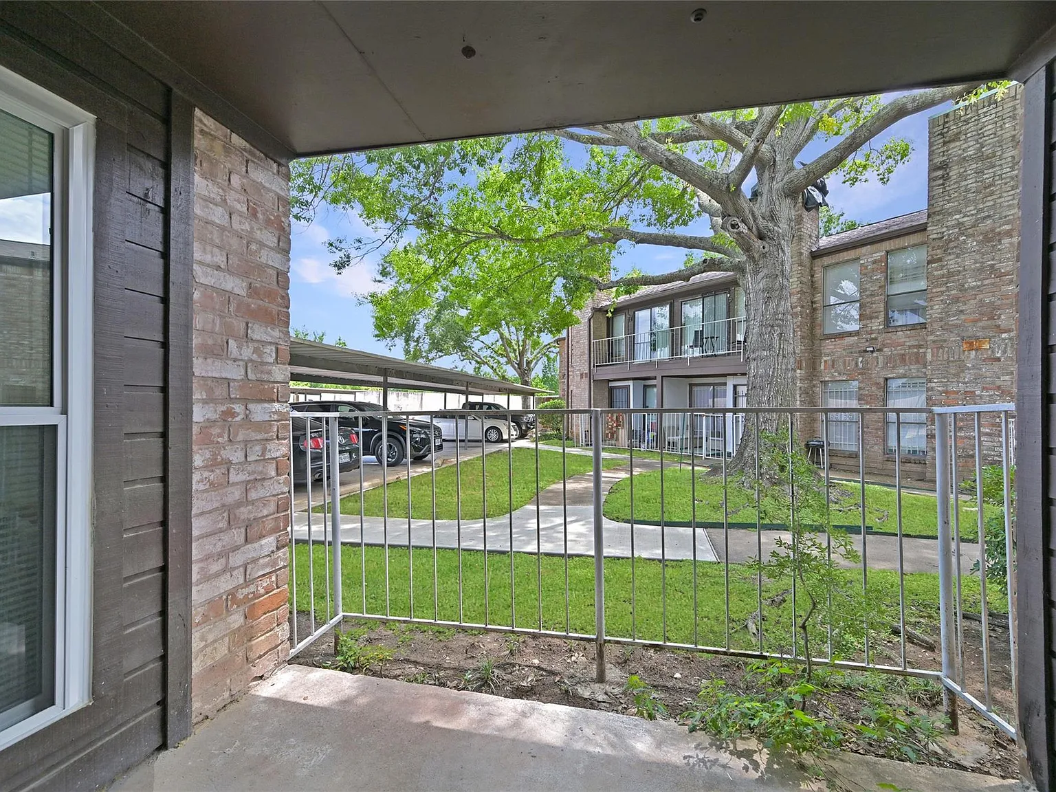 2 bed, 2.0 bath, 1063 sqft, $1,500 — Photo 4