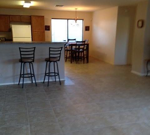 4th image of 43582 W Bedford Dr
