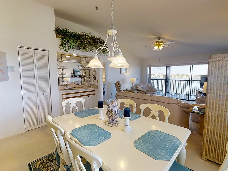 448 Bouchelle Dr #305 — Photo 13