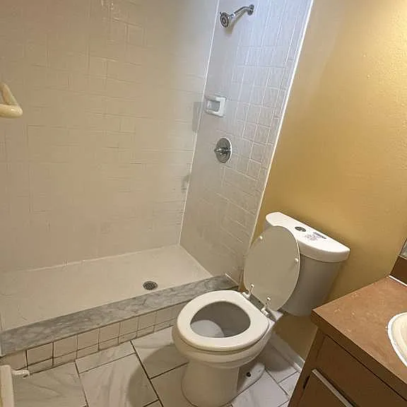 1082 Old South Dr — Photo 14