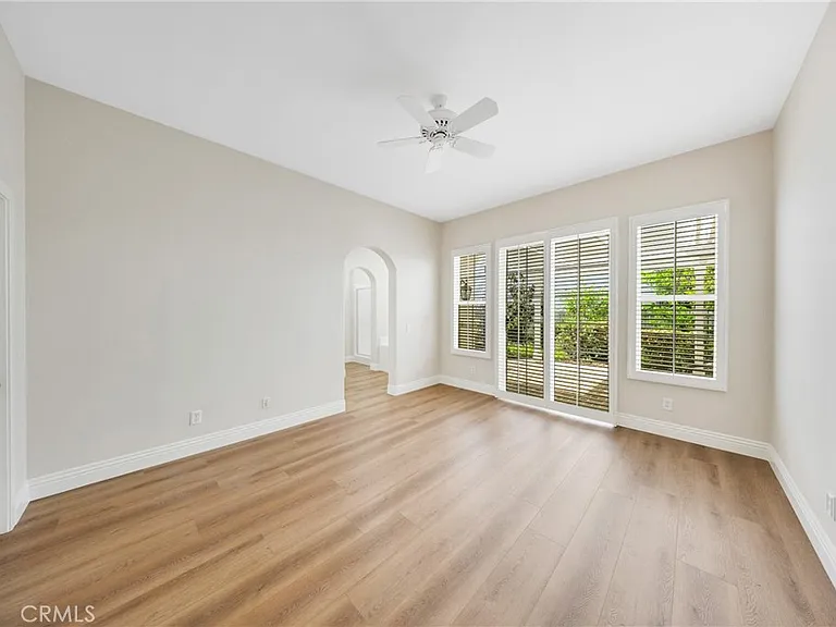 2 Gardengate Ln — Photo 29