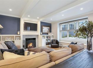 9 Kirock Pl, Westport, CT 06880