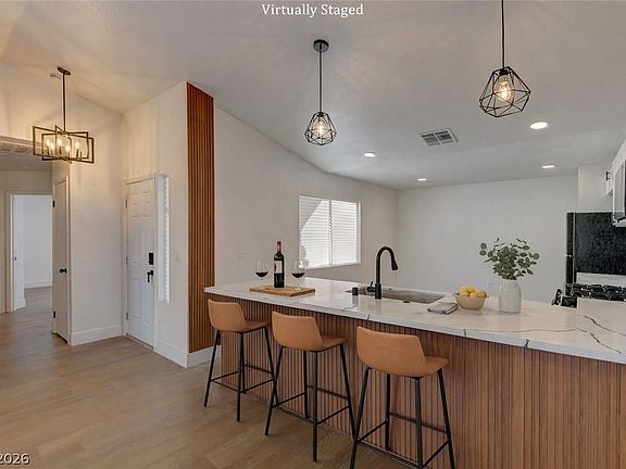 2nd image of 4724 W La Madre Way