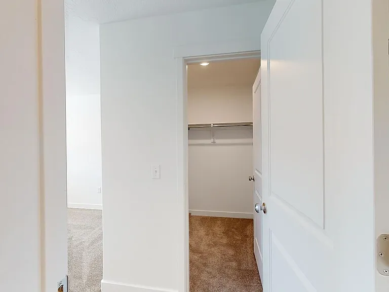 3374 W Sanctuary Ct — Photo 35