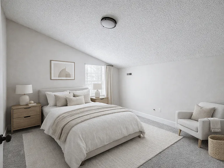 Parkmead Apartments — Photo 4