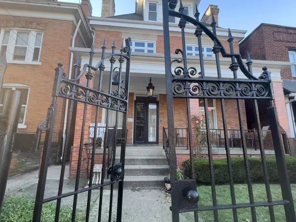 5925 Alder St, Pittsburgh, PA 15232