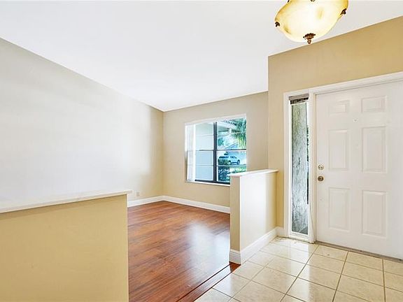 4th image of 7125 NW 42nd St