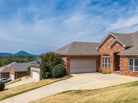 2nd image of 245 Summit Valley Cir