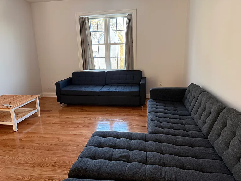 38 Modoc St — Photo 10