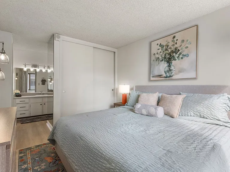 2140 Kuhio Ave #801 — Photo 7