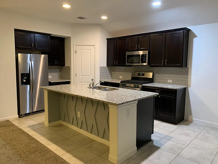 6736 Brindisi Pl — Photo 4
