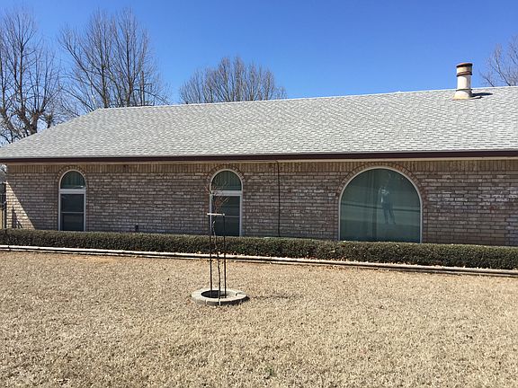 5th image of 410 Vickie Dr