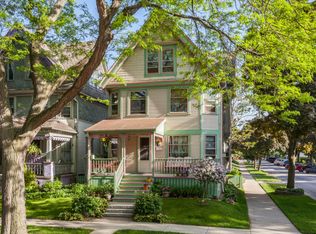 1901 E Webster Pl, Milwaukee, WI 53211