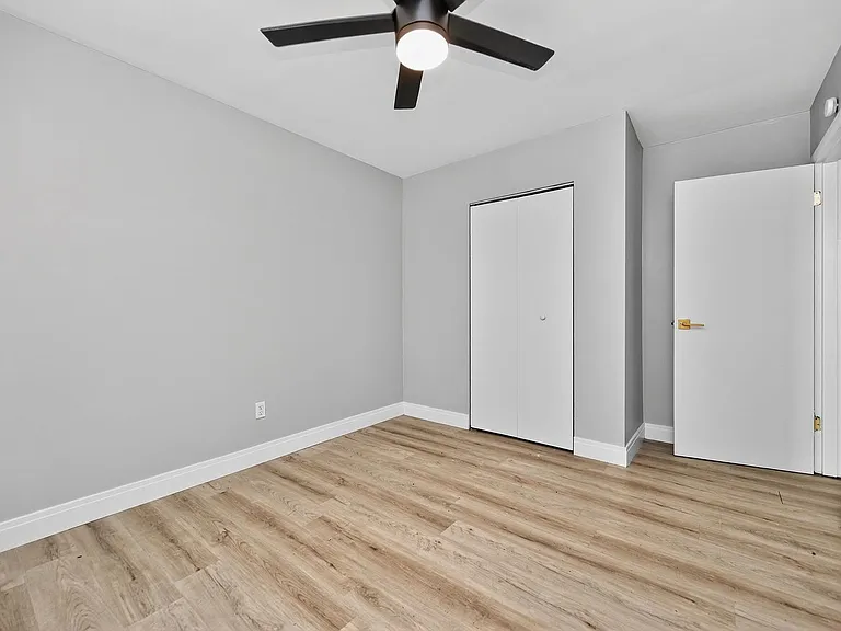 6140 Ridge Ave #3 — Photo 13