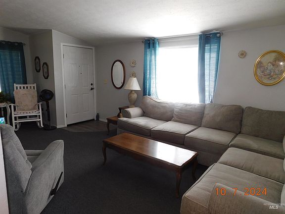 2nd image of 1455 Republic Ln