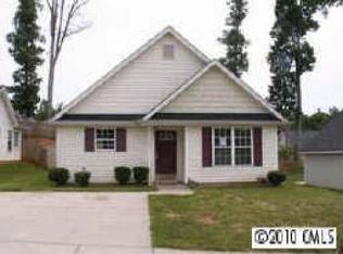 3712 Maggie Laney Dr, Charlotte, NC 28216