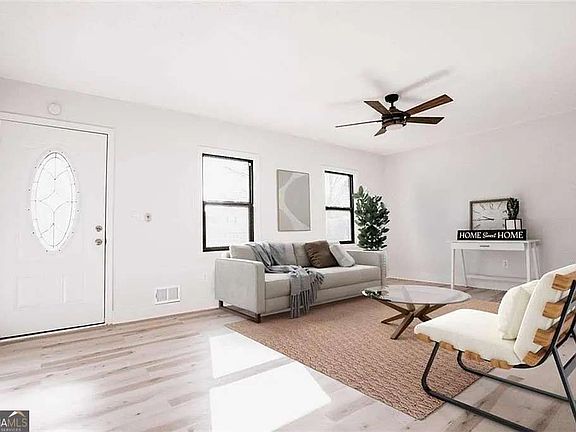 5th image of 2688 Heritage Ln