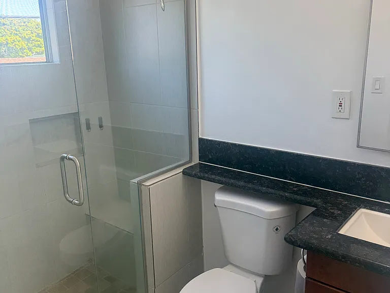 220 W Holly Ave — Photo 5