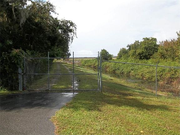 4th image of Lake Hamilton Dr W