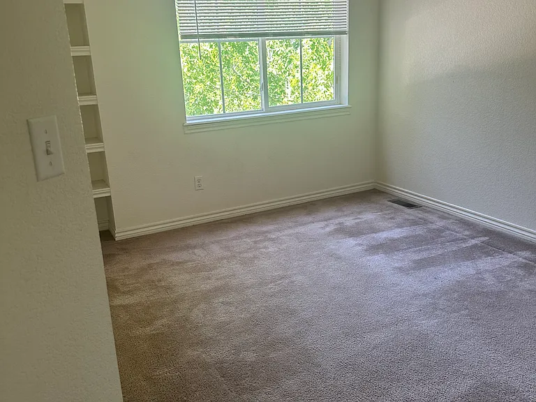 791 Nighthawk Cir — Photo 9