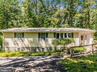 928 Western Chapel Rd, Westminster, MD 21157