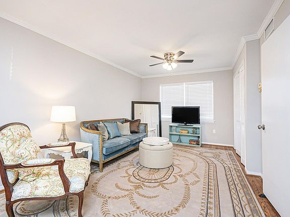 Enjoy a beautiful home while away from home.