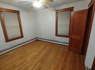 18 Pearl St FLOOR 2, Manville, RI 02838