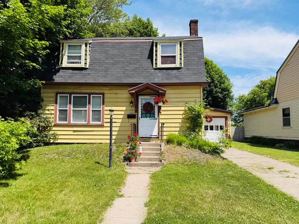 305 Hursley St, Sault Sainte Marie, MI 49783