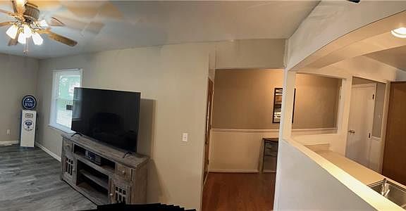 2nd image of 5338 Whitehouse Dr