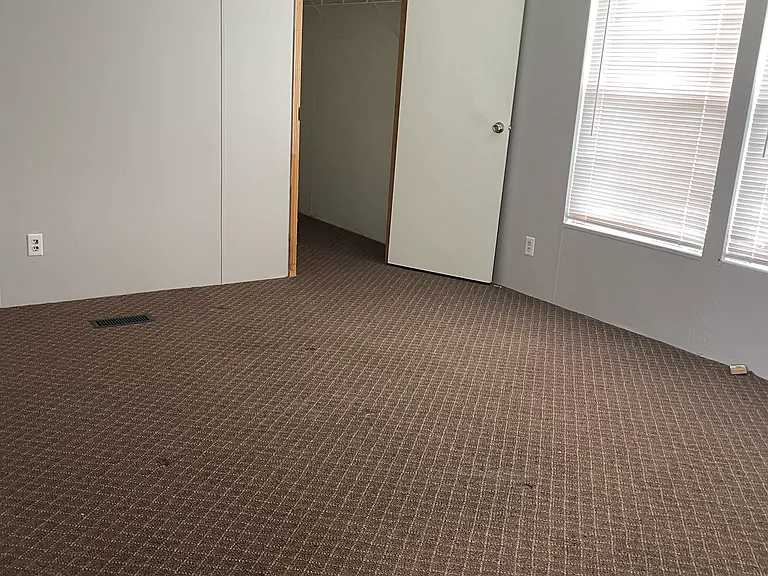 192 Doe Run Ct — Photo 10