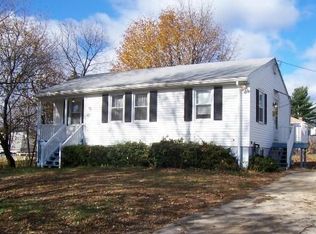 23 Kantelis Ave, Lowell, MA 01850