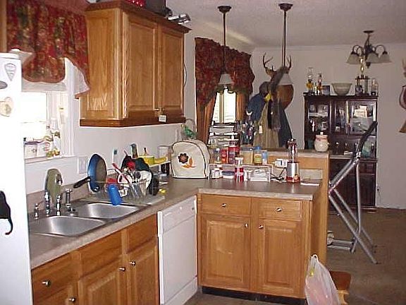 4th image of 1026 Jamica Ave