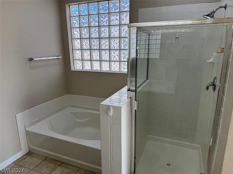 6197 Glimmering Light Ave — Photo 25