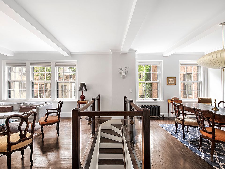 1st image of 333 E 68th St #12D