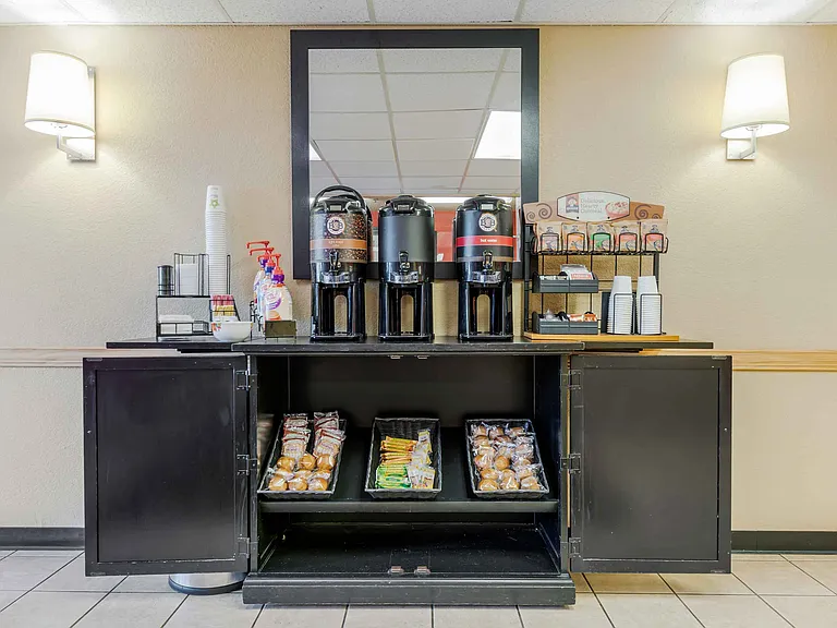 Free Grab-and-Go Breakfast