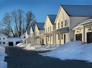 17 Magnolia Ln, Gardiner, ME 04345