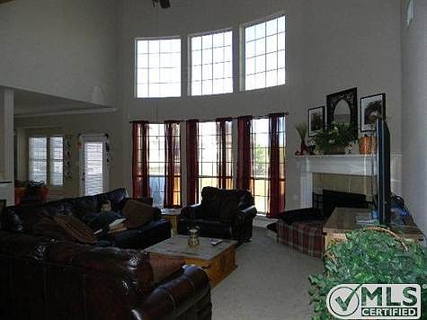 4th image of 4307 Aston Ln