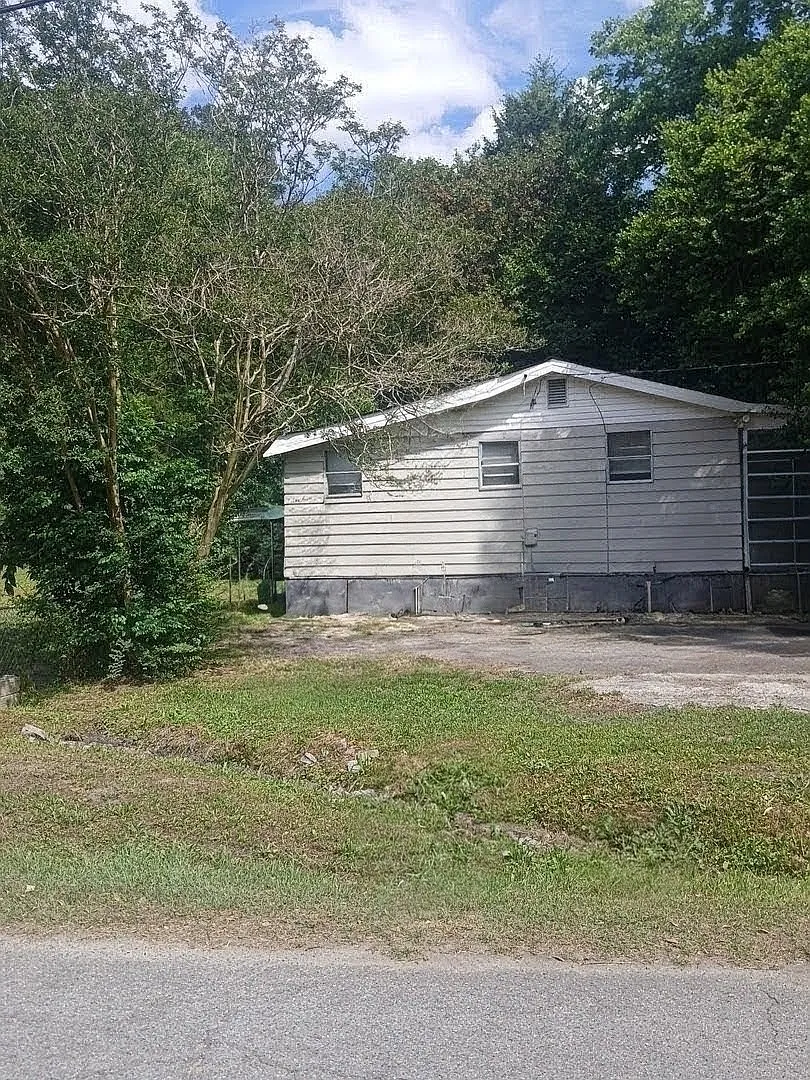 188 Tanner Ter — Photo 3