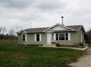 6005 Giant Oaks Rd, Wonder Lake, IL 60097