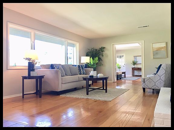 2nd image of 20546 Reid Ln