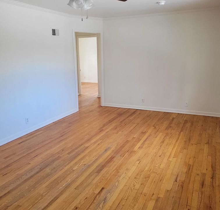 1st image of 8324 Boone Blvd