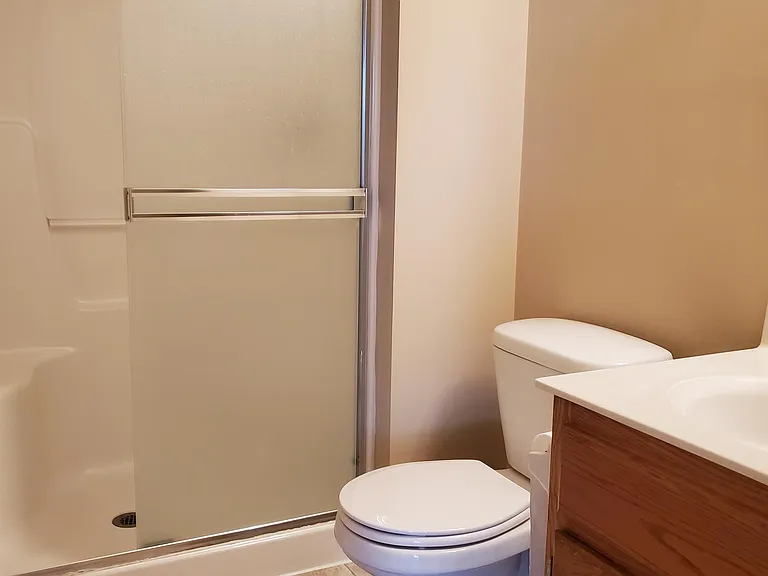 425 Hawthorne Blvd #2 — Photo 8