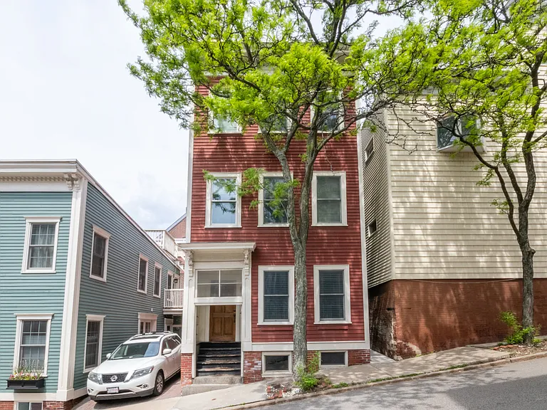 42 Auburn St #1 — Photo 9